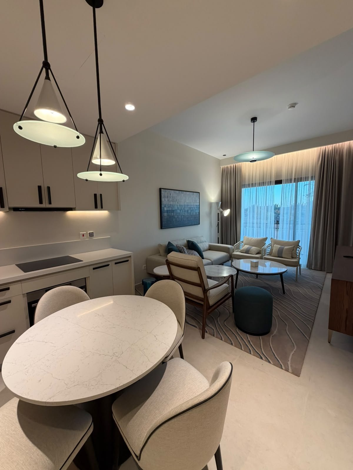 65-marassi-alamein-residence-307-01 Dining area beside the reception, hotel apartment for rent in Marassi Alamein Residence, North Coast | منطقة طعام بجوار الريسيبشن، شقة فندقية للإيجار في مراسي العلمين ريزيدنس، الساحل الشمالي
