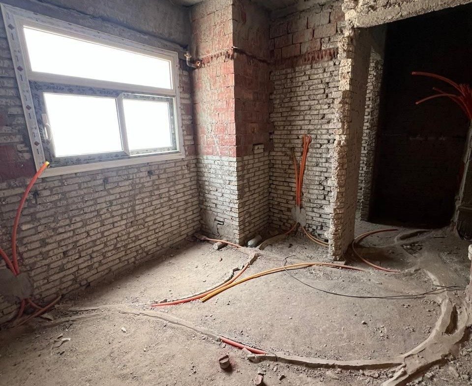 Unfinished room with corner windows in Promenade, Fifth Settlement, New Cairo, apartment for sale | غرفة بدون تشطيب بنوافذ على ناصية في برومناد التجمع الخامس، شقة للبيع