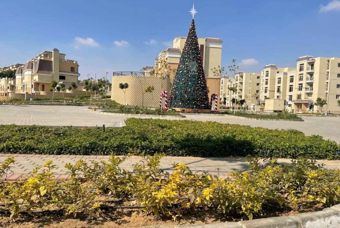 Sarai landscaped plaza | ساحة وحدائق سراي
