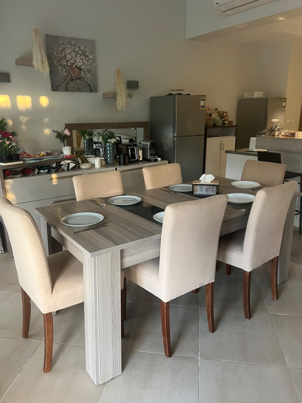 79-marassi-blanca-308-07 Dining area beside the reception, villa for rent in Marassi Blanca, North Coast | منطقة طعام بجوار الريسيبشن، فيلا للإيجار في مراسي بلانكا، الساحل الشمالي