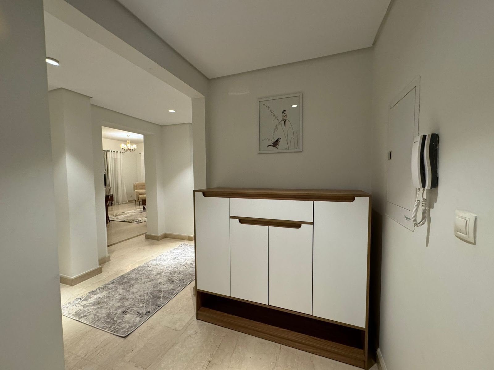 9-mivida-boulevard-apartment-rent-327-08 Entrance storage and hallway, apartment for rent in Mivida Boulevard, New Cairo | خزائن المدخل والممر، شقة للإيجار في ميفيدا البوليفارد، القاهرة الجديدة