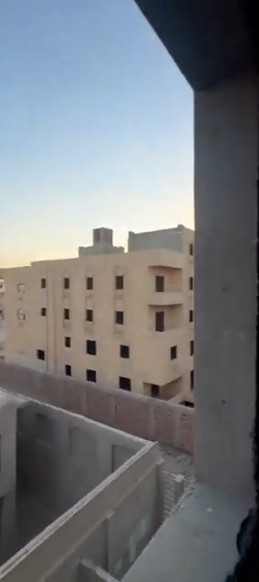 إطلالة مسائية مفتوحة من شقة تمر حنة القاهرة الجديدة