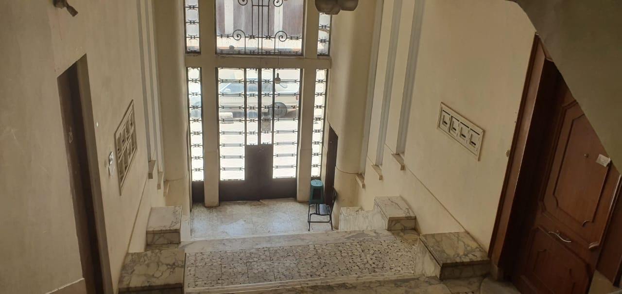 Building entrance lobby - بهو مدخل العمارة - 102-06