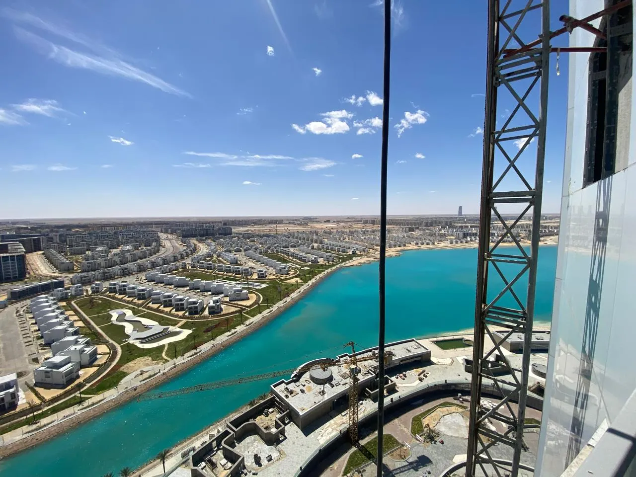 Aerial view of the lagoon from a tower under construction - chalet in Alamein Towers