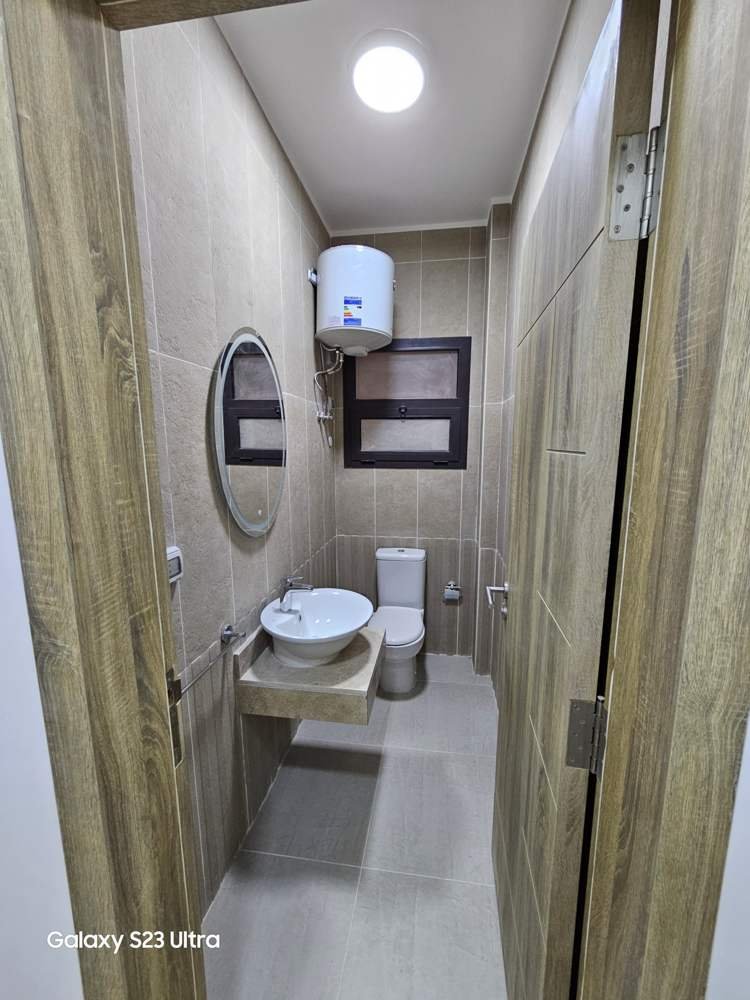 apartment-moon-residences-5th-square-new-cairo-167-sqm-397-bathroom-2 حمام بحوض ودش - شقة في مون ريزيدنس فيفث سكوير، القاهرة الجديدة