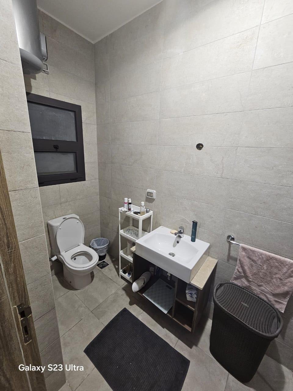 apartment-sale-5th-square-new-cairo-15-bathroom حمام بحوض ومرحاض - شقة في فيفث سكوير، القاهرة الجديدة