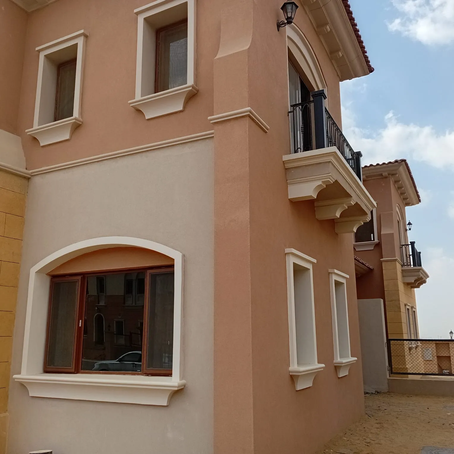 Corner facade of a Quattro villa for sale in CityGate, New Cairo - واجهة ركنية فيلا كواترو للبيع في سيتي جيت التجمع الخامس