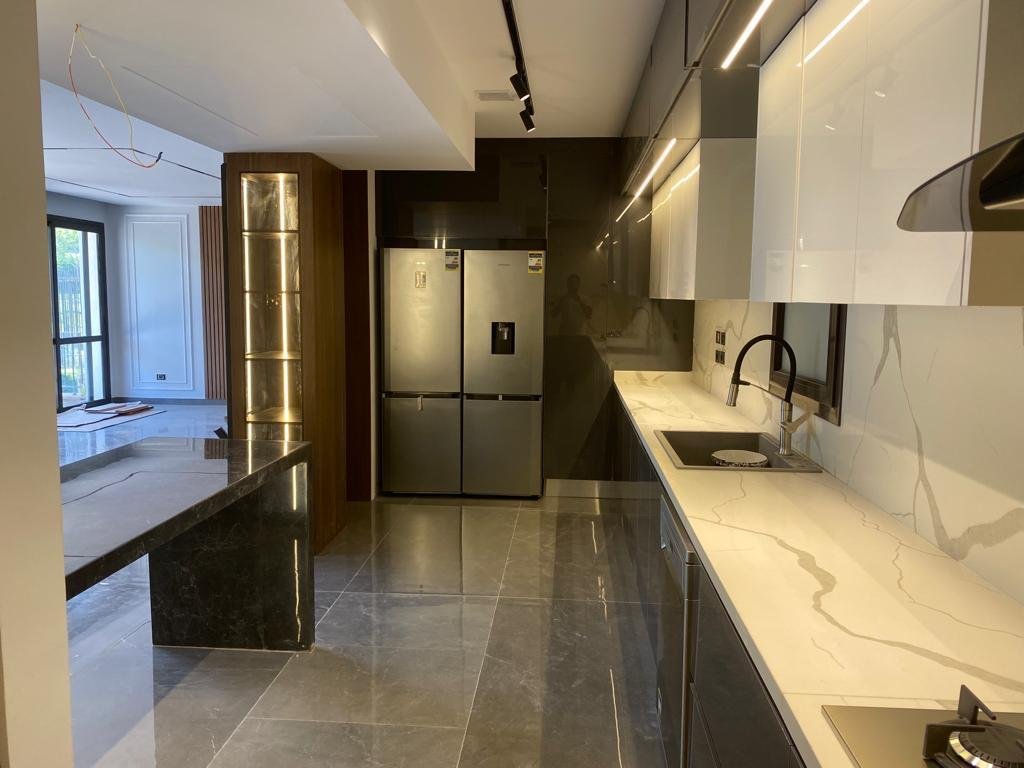 Furnished apartment Eastown New Cairo 215 sqm - شقة مفروشة إيستاون التجمع 118-02