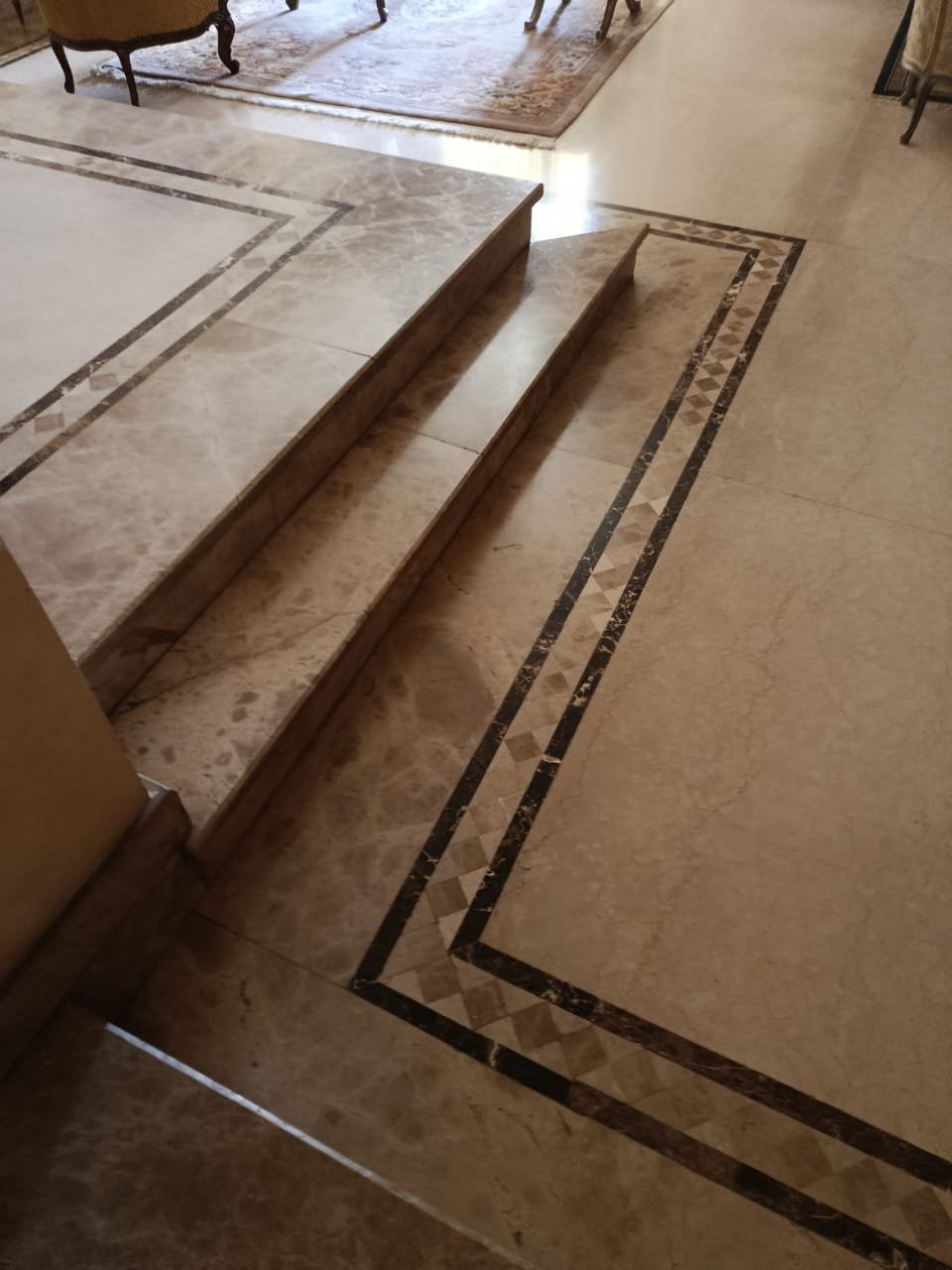 Marble staircase steps - درجات السلم الرخام - 101-05