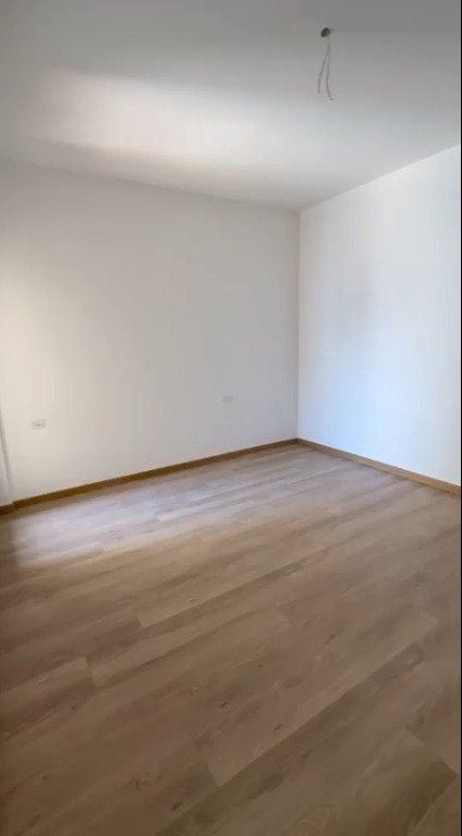 Empty bedroom with wooden floor - apartment in Fifth Square, New Cairo