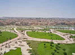 الحديقة والممرات من أعلى - تاون هاوس في هايد بارك، القاهرة الجديدة