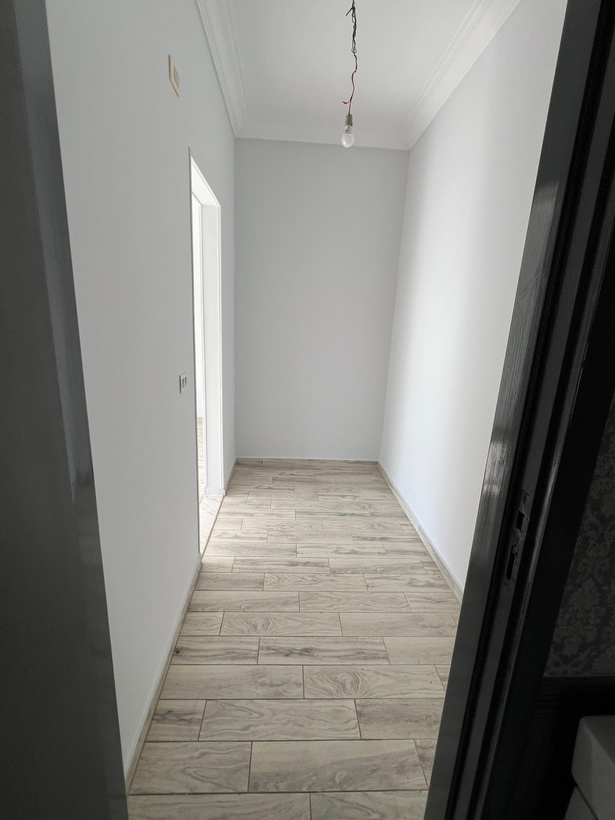 Empty hallway - duplex in Hyde Park, New Cairo