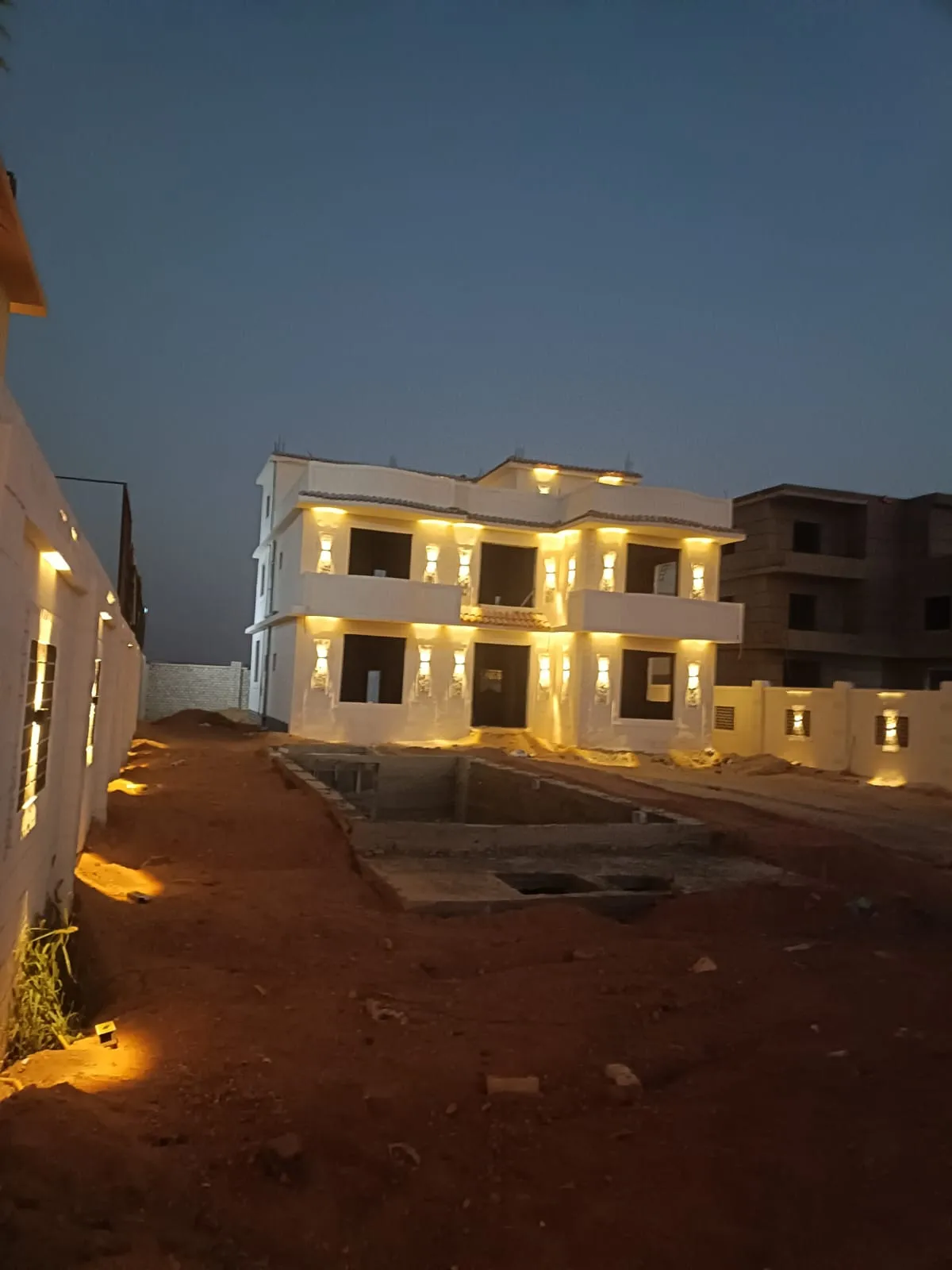 Villa El Reef El Oroby - فيلا الريف الأوروبي 509-01