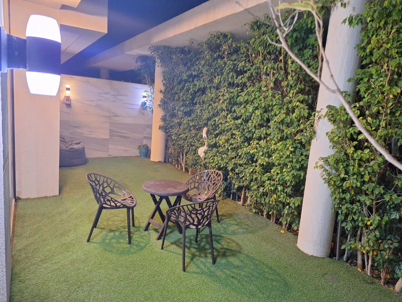 Ground Floor Apartment with Garden for Rent in Lake View Residence New Cairo 144 sqm - شقة أرضي بجاردن للإيجار في ليك فيو ريزيدنس التجمع الخامس 144 متر 110-01