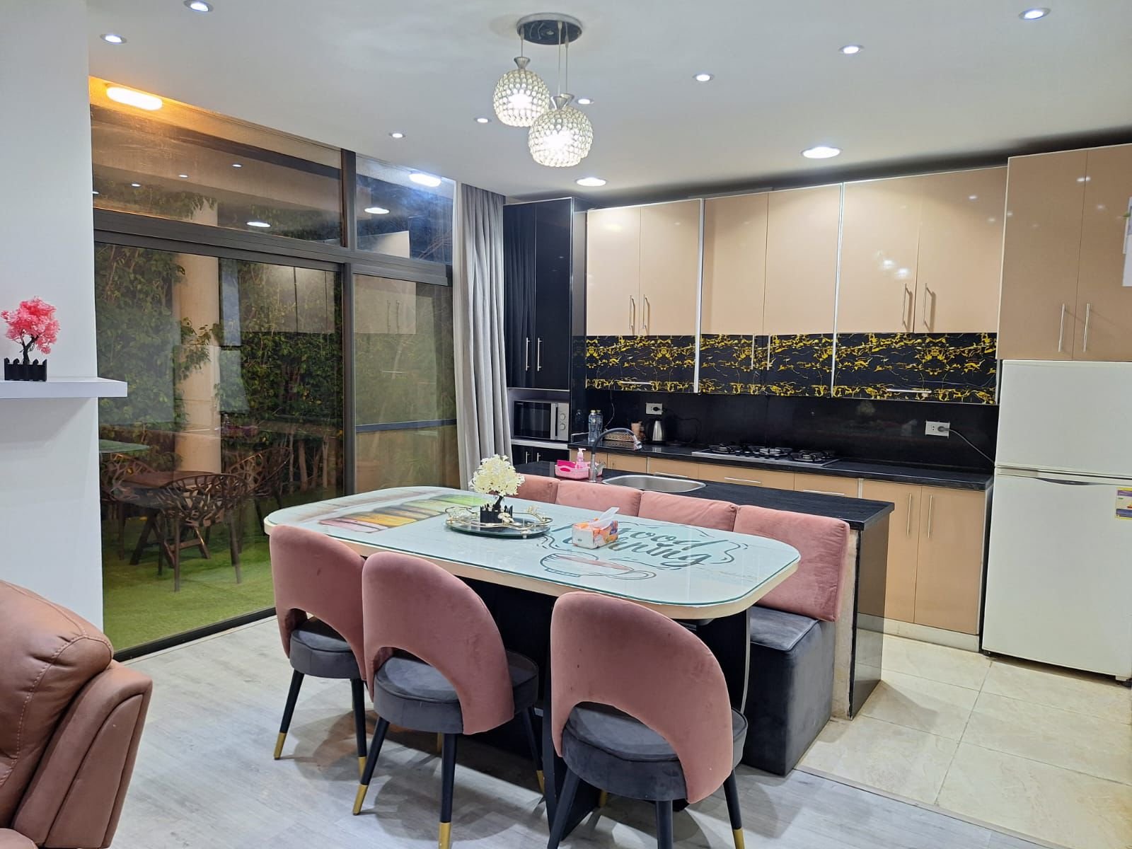 Ground Floor Apartment with Garden for Rent in Lake View Residence New Cairo 144 sqm - شقة أرضي بجاردن للإيجار في ليك فيو ريزيدنس التجمع الخامس 144 متر 110-04