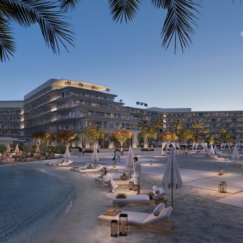 Serviced residence building and lagoon at Soul by Emaar North Coast (developer render) - مبنى الوحدات الفندقية واللاجون في سول إعمار الساحل الشمالي (تصور تسويقي)