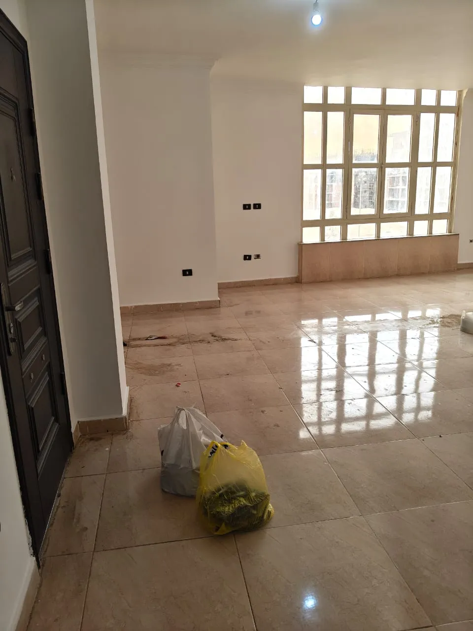 lotus-south-apt-224-ph9 شقة للإيجار في اللوتس الجنوبية على شارع التسعين الجنوبي | 215 متر تقسيم عائلي