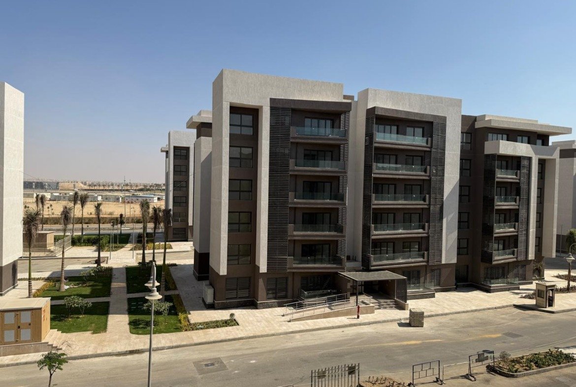Apartment for sale in Madinaty B15 New Cairo - building exterior