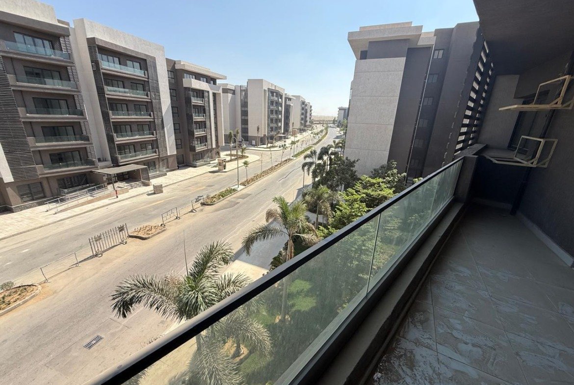 Apartment for sale in Madinaty B15 New Cairo - balcony street view
