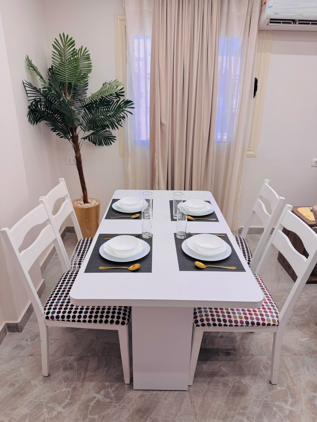 Furnished apartment for sale in Madinaty B6 main street view - d8f5f320