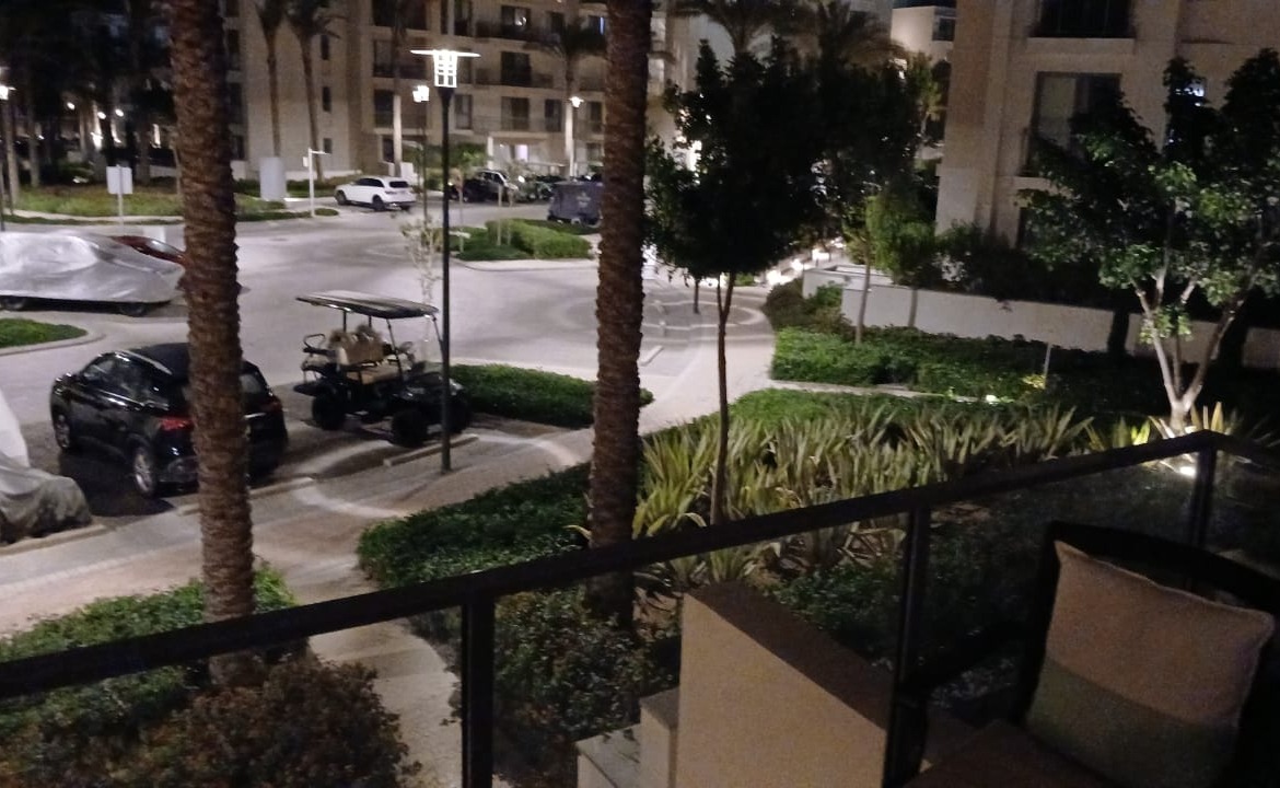 Garden view from the balcony, chalet for rent in Marassi - فيو الجاردن من البلكونة، شاليه للإيجار في مراسي