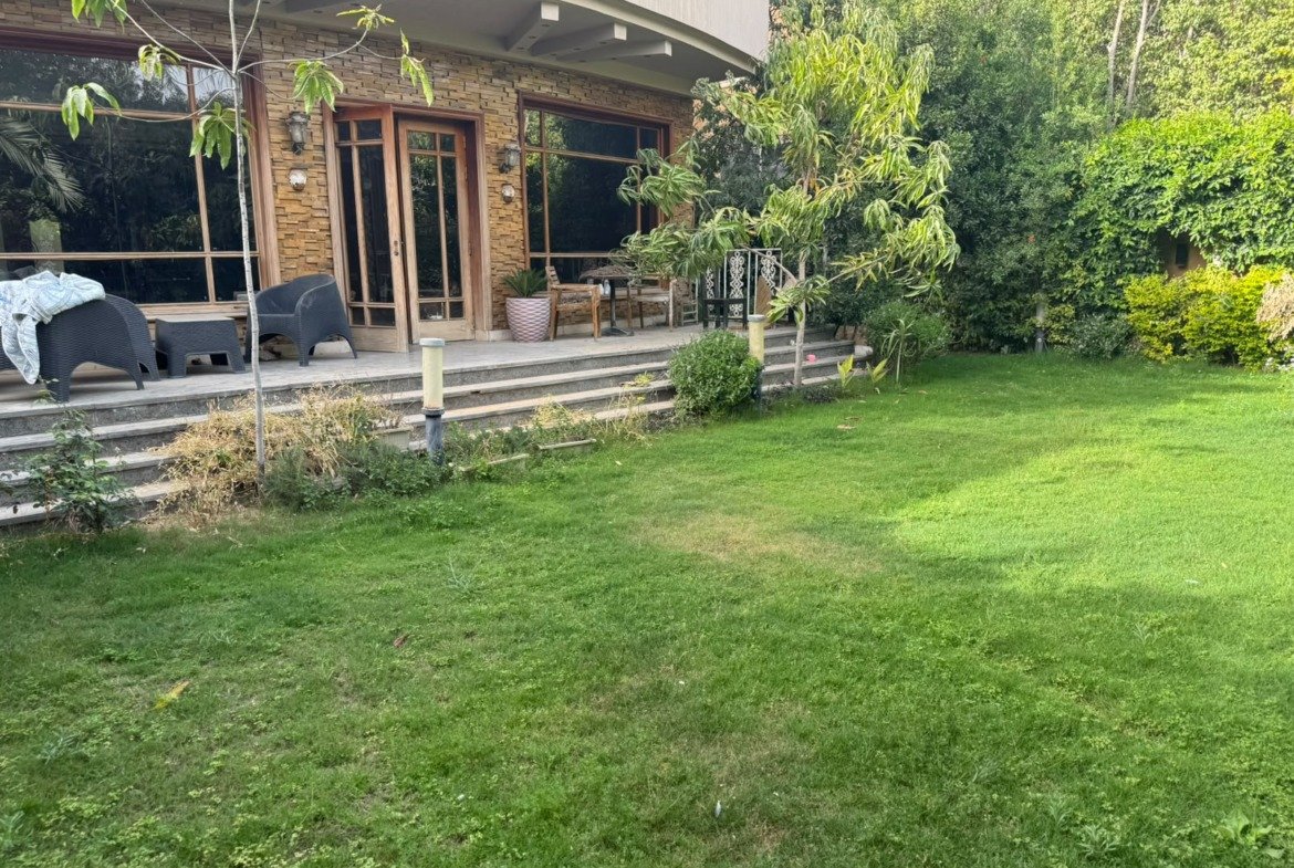 Garden and house, villa for sale in Maxim Country Club - الجاردن والفيلا، فيلا للبيع في كمبوند مكسيم