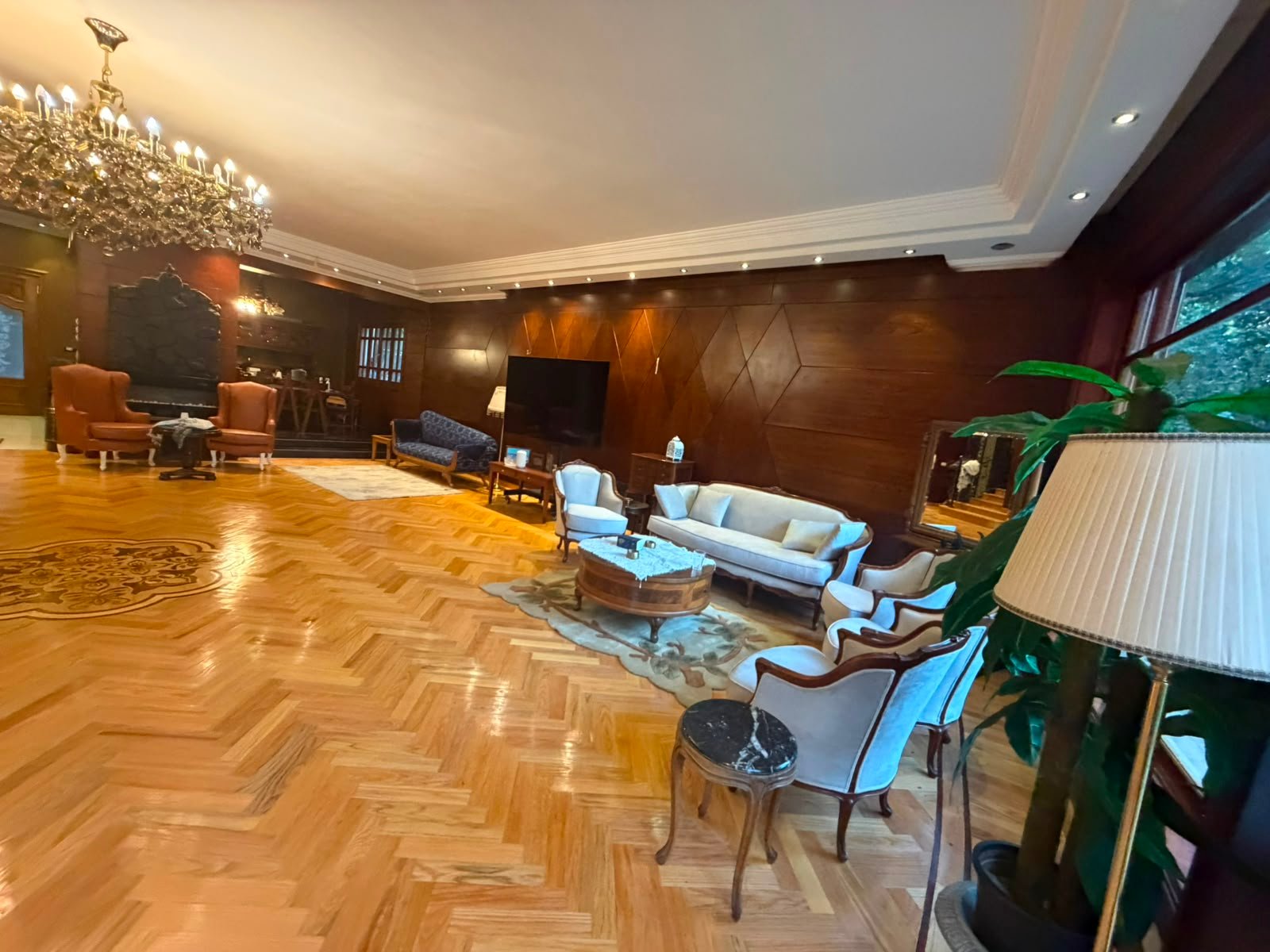 ركن جلوس Seating area, villa for sale in Maxim Country Club, New Cairo - ركن جلوس، فيلا للبيع في كمبوند مكسيم التجمع الخامس