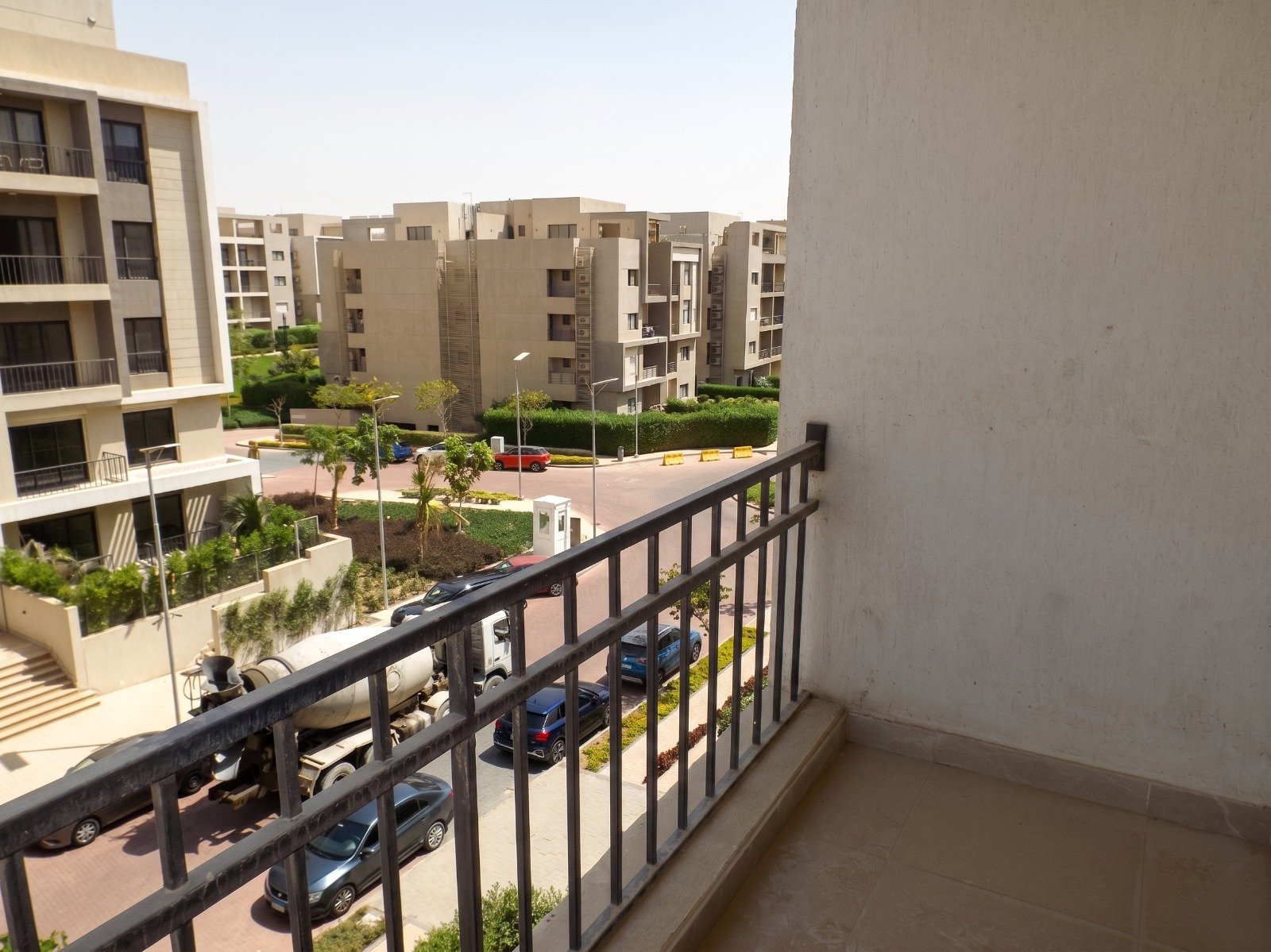 moon-residences-5th-square-balcony-open-view Balcony overlooking the apartment buildings - apartment in Moon Residence, Fifth Square, New Cairo