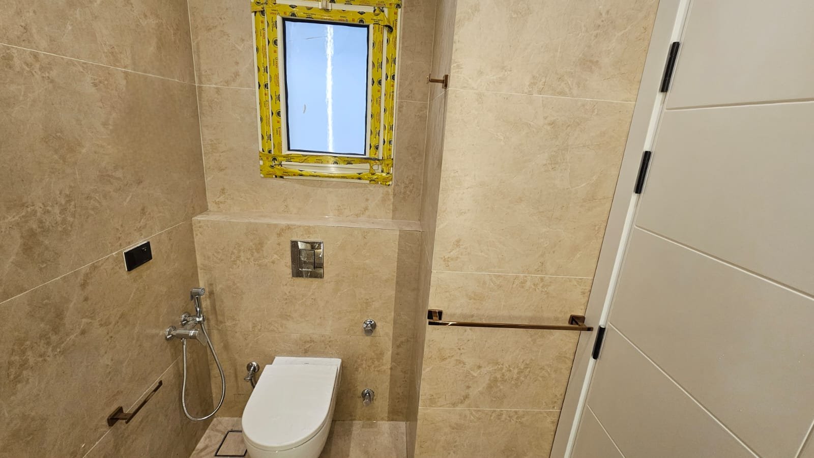 mv-icity-apt-170-09.jpg Apartment Mountain View iCity New Cairo 170 sqm - شقة ماونتن فيو اي سيتي التجمع 136-09
