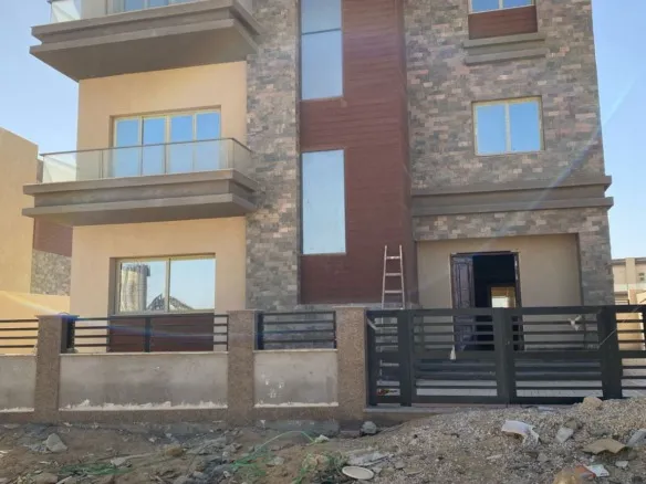 Standalone villa exterior in Noble Residence, New Cairo - photo 1 | واجهة فيلا مستقلة في نوبل ريزيدنس، القاهرة الجديدة - صورة 1