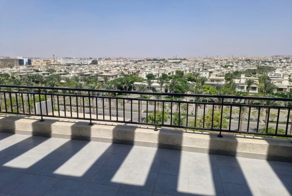 Terrace railing with a wide view over the city - penthouse in Cairo Festival City, New Cairo