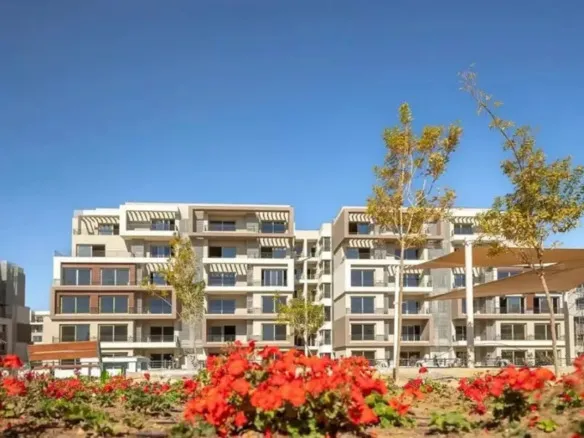Apartment for sale in Palm Hills New Cairo - شقة للبيع في بالم هيلز القاهرة الجديدة 45980-08