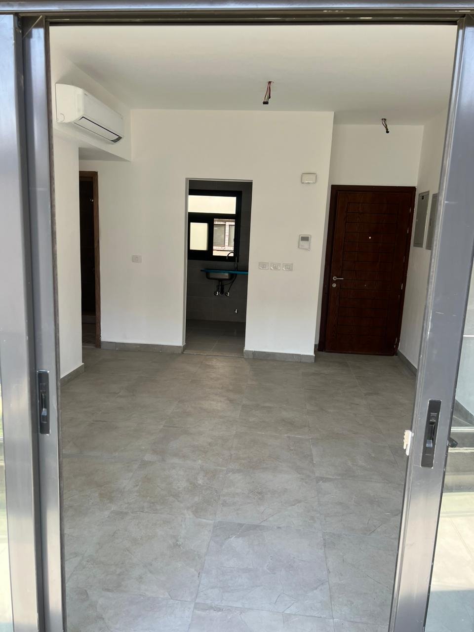Apartment for sale in Privado Madinaty New Cairo - entrance and reception
