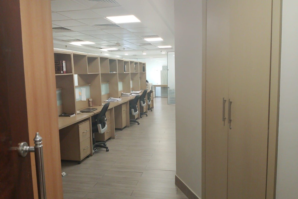 Office for Sale in Redcon, 9th Street, New Cairo | 500 sqm, 5th Floor, Fully Finished