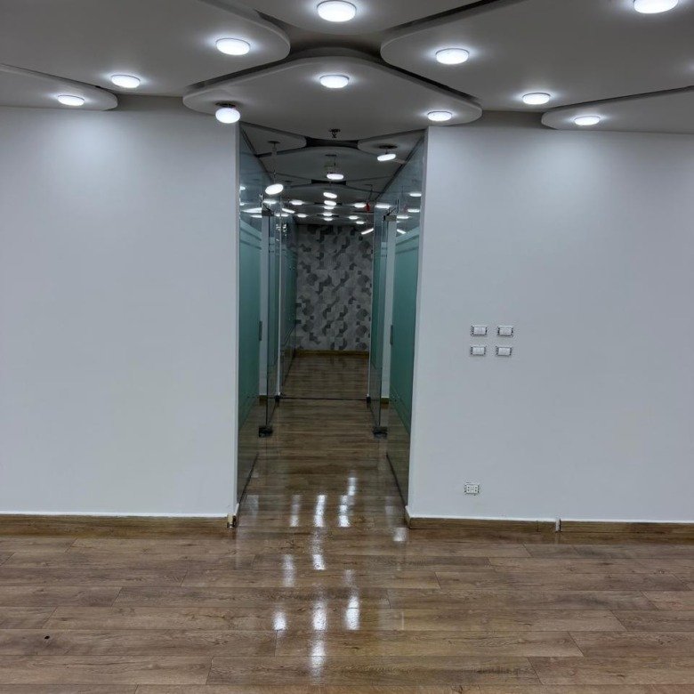Office for rent in Trivium Square Fifth Settlement 196 sqm | مكتب للإيجار في تريفيوم سكوير التجمع الخامس 196 متر - 01