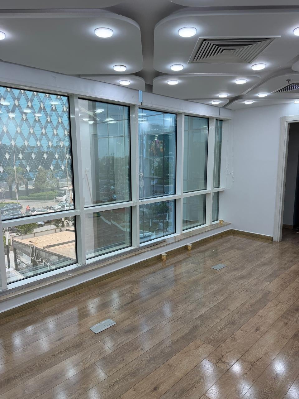 Office for rent in Trivium Square Fifth Settlement 196 sqm | مكتب للإيجار في تريفيوم سكوير التجمع الخامس 196 متر - 03