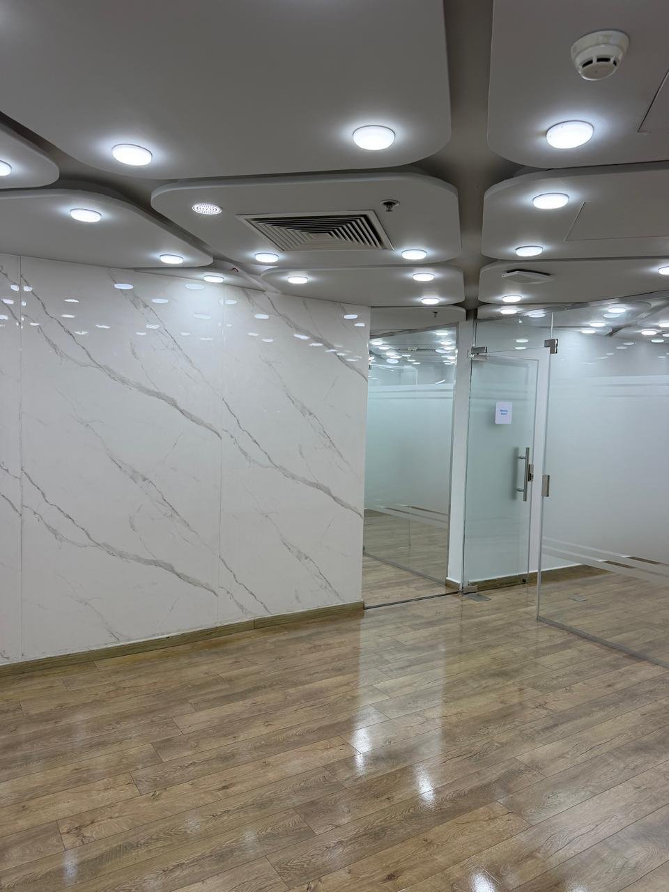 Office for rent in Trivium Square Fifth Settlement 196 sqm | مكتب للإيجار في تريفيوم سكوير التجمع الخامس 196 متر - 04