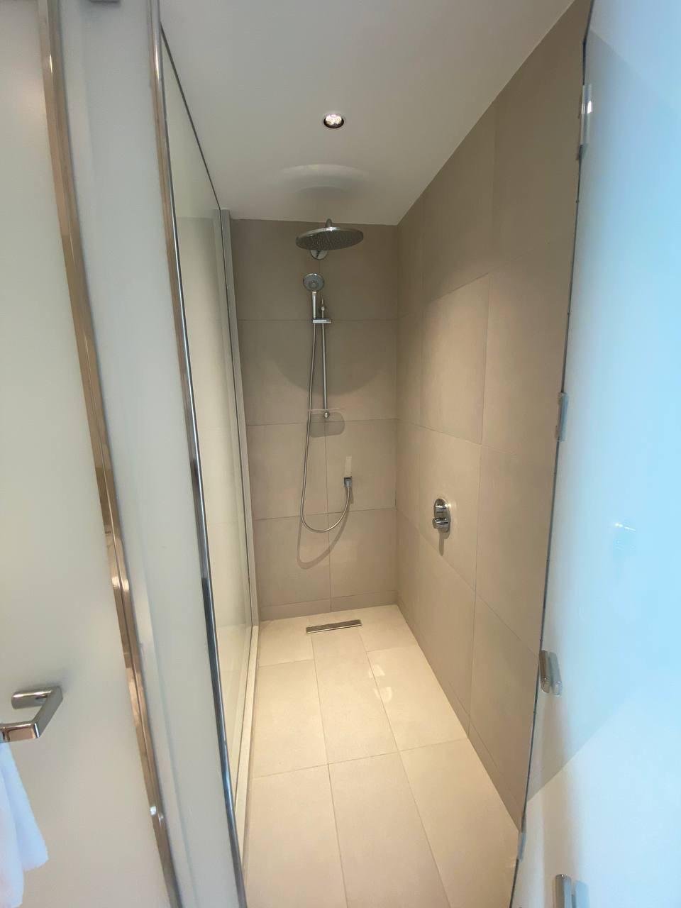 vida-marassi-WhatsApp_Image_2026-04-15_at_12.07.44_AM_5_1 دش مفتوح ببلاط بيج - شقة فندقية في فيدا مراسي، الساحل الشمالي
